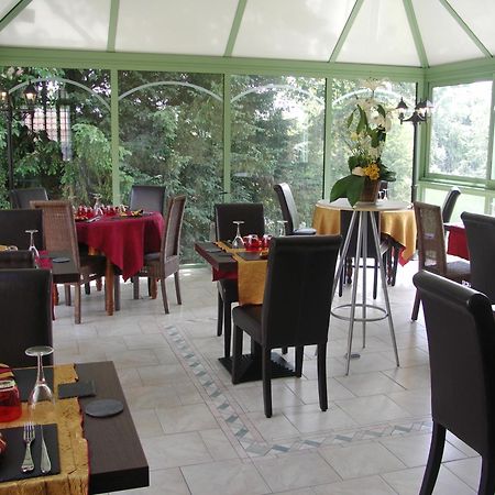 Relais Saint Louis, Logis 호텔 벨렘므 외부 사진