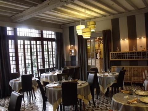 Relais Saint Louis, Logis 호텔 벨렘므 외부 사진